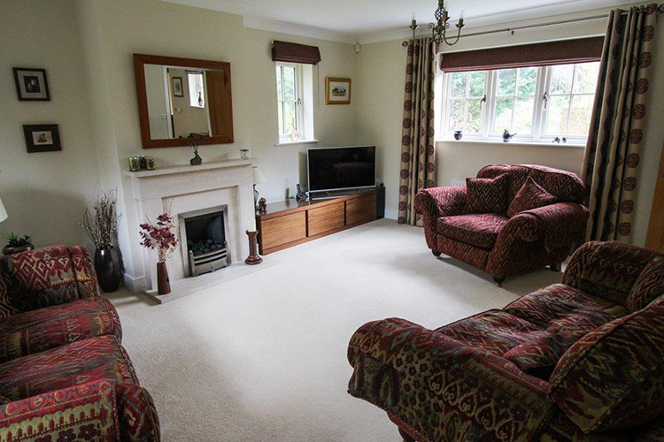 Selling Your Home - Viewings / The Sale Selling Your Home - Viewings / The Sale